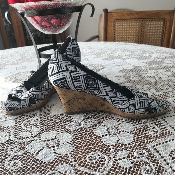 Wedge shoes - Picture 2 of 8